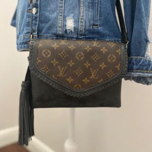 Flapover Crossbody w/ Whipstitch and Tassel