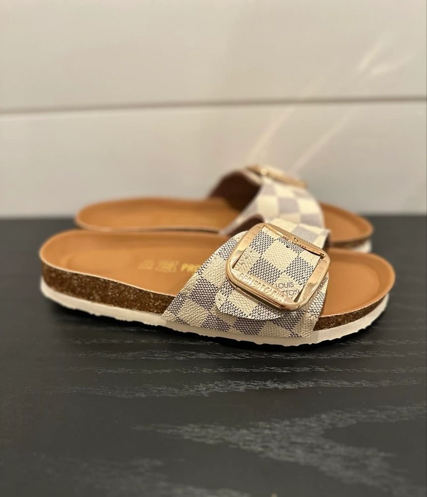 images DA Big Buckle Sandal - Image 1