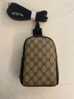 sling bag / crossbody