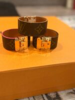 Twist Lock Cuff - Image 2