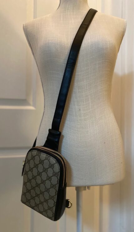 sling bag / crossbody