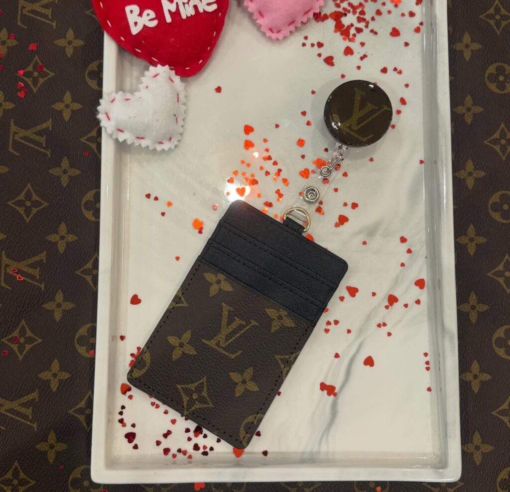 🚨 𝗨𝗣𝗗𝗔𝗧𝗘 🚨

After a few agonizing months, we are getting closer to a new 𝑾𝑬𝑩𝑺𝑰𝑻𝑬 𝑳𝑨𝑼𝑵𝑪𝑯. While it should have been launched a few days ago, the developer had a few issues that needed to be fixed so… here’s to hoping a launch before the weekend! 🙏  𝗦𝗧𝗔𝗬 𝗧𝗨𝗡𝗘𝗗 

𝓤𝓷𝓽𝓲𝓵 𝓽𝓱𝓮𝓷...

Perfect Valentine’s / Galentine’s Day Gifts ….
❣️𝗥𝗘𝗔𝗗𝗬 𝗧𝗢 𝗦𝗛𝗜𝗣 ❣️ That’s right… all of these items are 𝗣𝗿𝗲-𝗠𝗮𝗱𝗲 𝗮𝗻𝗱 𝗥𝗲𝗮𝗱𝘆 𝘁𝗼 𝗦𝗵𝗶𝗽 🎉💗🙏

♥︎There are multiples of each item
♥︎Prices are in the comments under each photo. 
♥︎Shipping is an additional standard rate
All items will be cross posted
♥︎To purchase, please either comment under photo(s) of items or send a message 

💌𝓜𝓮𝓽𝓱𝓸𝓭𝓼 𝓸𝓯 𝓹𝓪𝔂𝓶𝓮𝓷𝓽 𝒂𝒄𝒄𝒆𝒑𝒕𝒆𝒅:

❤️Venmo
❤️Zelle
❤️Cashapp
❤️PayPal (add 4% for invoice)