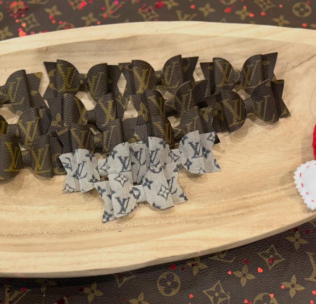 🚨 𝗨𝗣𝗗𝗔𝗧𝗘 🚨

After a few agonizing months, we are getting closer to a new 𝑾𝑬𝑩𝑺𝑰𝑻𝑬 𝑳𝑨𝑼𝑵𝑪𝑯. While it should have been launched a few days ago, the developer had a few issues that needed to be fixed so… here’s to hoping a launch before the weekend! 🙏  𝗦𝗧𝗔𝗬 𝗧𝗨𝗡𝗘𝗗 

𝓤𝓷𝓽𝓲𝓵 𝓽𝓱𝓮𝓷...

Perfect Valentine’s / Galentine’s Day Gifts ….
❣️𝗥𝗘𝗔𝗗𝗬 𝗧𝗢 𝗦𝗛𝗜𝗣 ❣️ That’s right… all of these items are 𝗣𝗿𝗲-𝗠𝗮𝗱𝗲 𝗮𝗻𝗱 𝗥𝗲𝗮𝗱𝘆 𝘁𝗼 𝗦𝗵𝗶𝗽 🎉💗🙏

♥︎There are multiples of each item
♥︎Prices are in the comments under each photo. 
♥︎Shipping is an additional standard rate
All items will be cross posted
♥︎To purchase, please either comment under photo(s) of items or send a message 

💌𝓜𝓮𝓽𝓱𝓸𝓭𝓼 𝓸𝓯 𝓹𝓪𝔂𝓶𝓮𝓷𝓽 𝒂𝒄𝒄𝒆𝒑𝒕𝒆𝒅:

❤️Venmo
❤️Zelle
❤️Cashapp
❤️PayPal (add 4% for invoice)