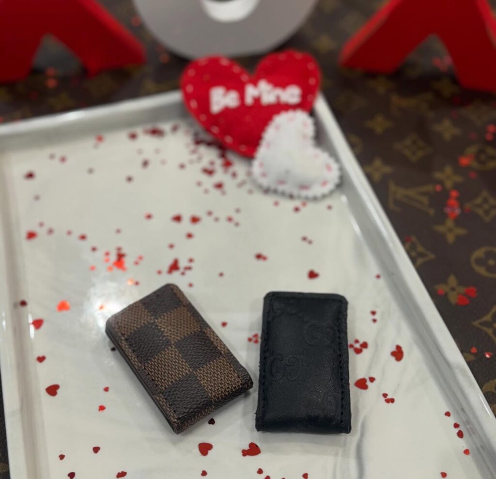 🚨 𝗨𝗣𝗗𝗔𝗧𝗘 🚨

After a few agonizing months, we are getting closer to a new 𝑾𝑬𝑩𝑺𝑰𝑻𝑬 𝑳𝑨𝑼𝑵𝑪𝑯. While it should have been launched a few days ago, the developer had a few issues that needed to be fixed so… here’s to hoping a launch before the weekend! 🙏  𝗦𝗧𝗔𝗬 𝗧𝗨𝗡𝗘𝗗 

𝓤𝓷𝓽𝓲𝓵 𝓽𝓱𝓮𝓷...

Perfect Valentine’s / Galentine’s Day Gifts ….
❣️𝗥𝗘𝗔𝗗𝗬 𝗧𝗢 𝗦𝗛𝗜𝗣 ❣️ That’s right… all of these items are 𝗣𝗿𝗲-𝗠𝗮𝗱𝗲 𝗮𝗻𝗱 𝗥𝗲𝗮𝗱𝘆 𝘁𝗼 𝗦𝗵𝗶𝗽 🎉💗🙏

♥︎There are multiples of each item
♥︎Prices are in the comments under each photo. 
♥︎Shipping is an additional standard rate
All items will be cross posted
♥︎To purchase, please either comment under photo(s) of items or send a message 

💌𝓜𝓮𝓽𝓱𝓸𝓭𝓼 𝓸𝓯 𝓹𝓪𝔂𝓶𝓮𝓷𝓽 𝒂𝒄𝒄𝒆𝒑𝒕𝒆𝒅:

❤️Venmo
❤️Zelle
❤️Cashapp
❤️PayPal (add 4% for invoice)